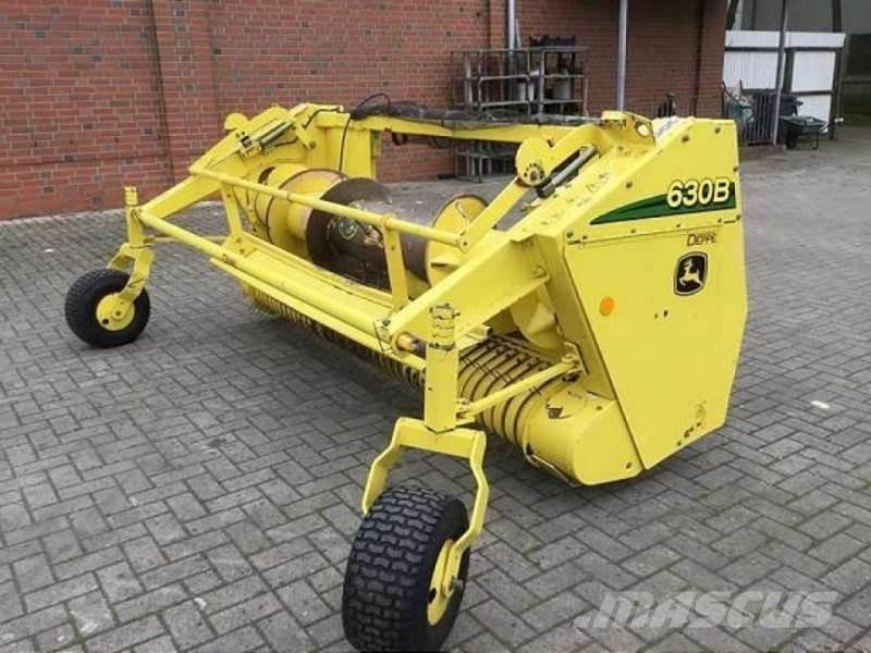 John Deere 630 B Combine harvester accessories