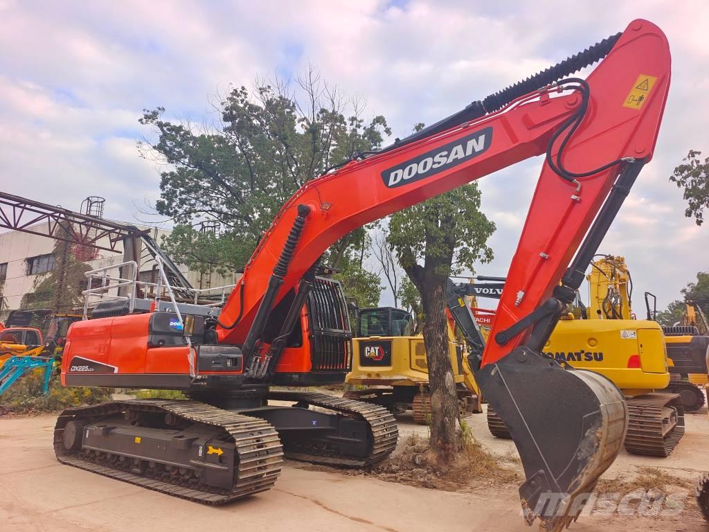Doosan DX 225 LC-9C Crawler excavators