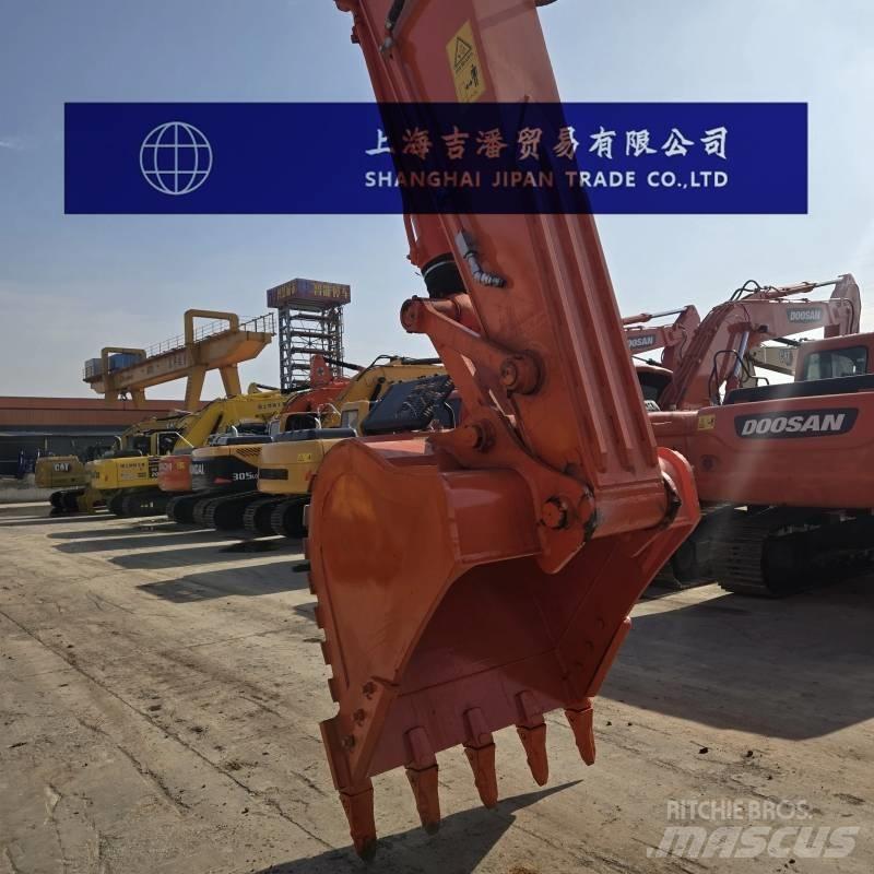 Hitachi ZX 350 Crawler excavators