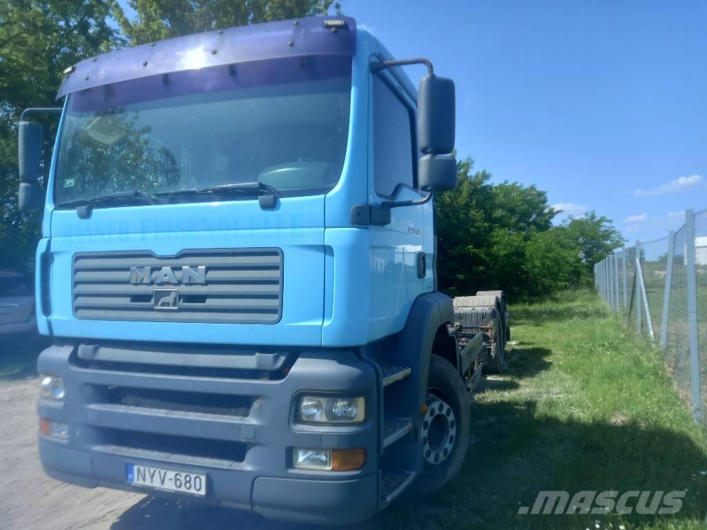 MAN 26.363 FNLC Chassis Cab trucks