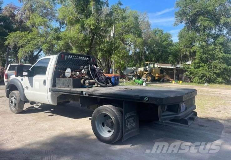 Ford F 550 Flatbed / Dropside trucks