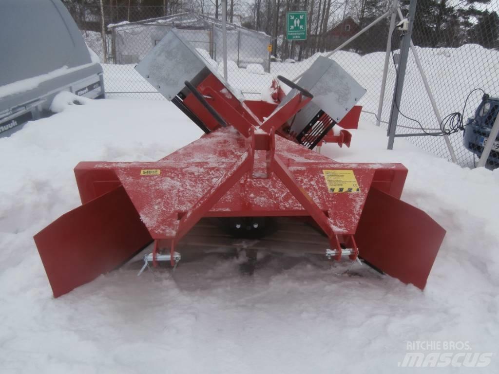TR 220 Snow throwers