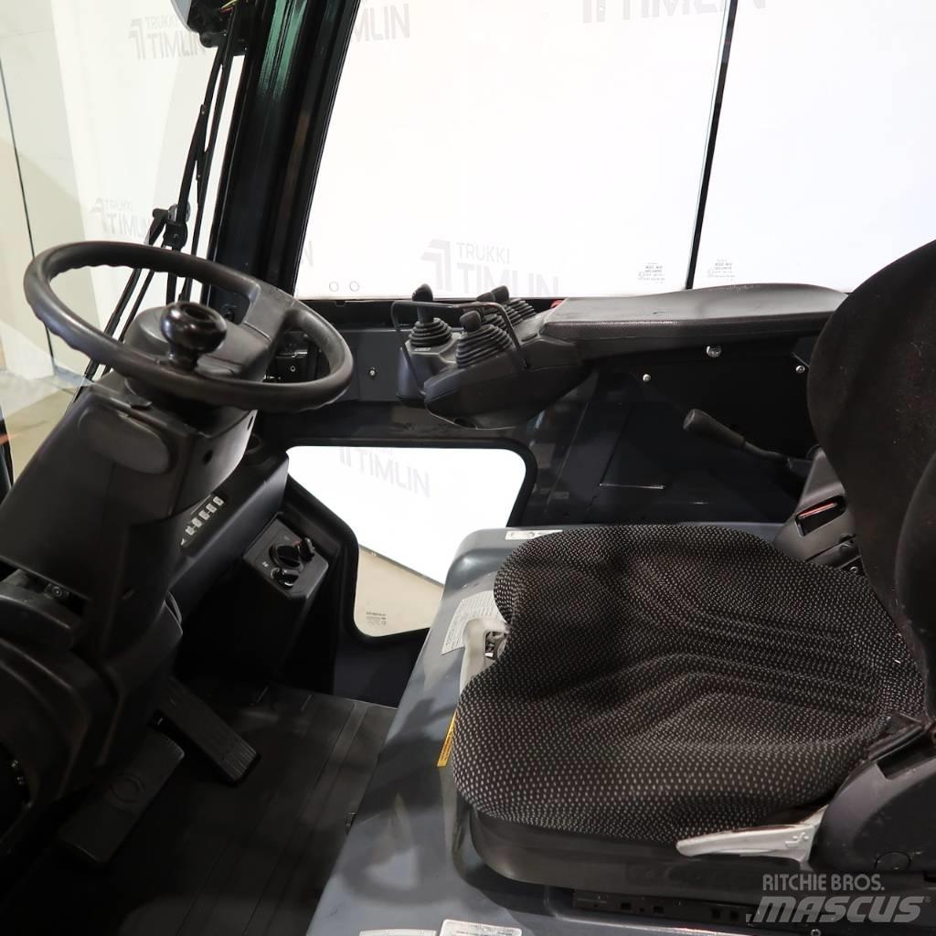 Toyota 8FBMT25 Electric forklift trucks