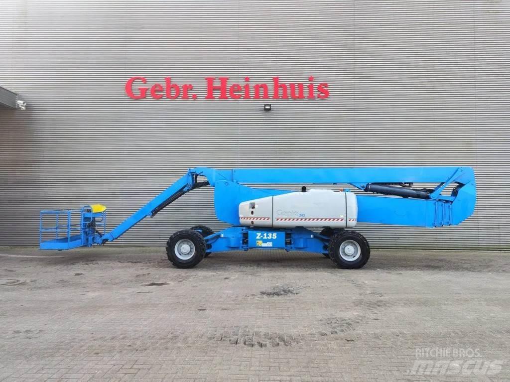Genie Z-135 Telescopic boom lifts