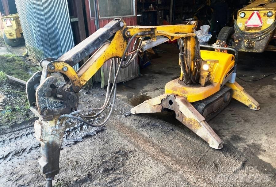 Brokk 90 Demolition excavators