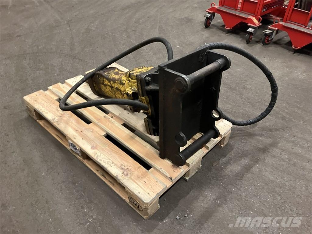 Atlas Copco SB 202 Hammers / Breakers