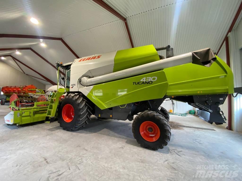 CLAAS Tucano 430 Combine harvesters
