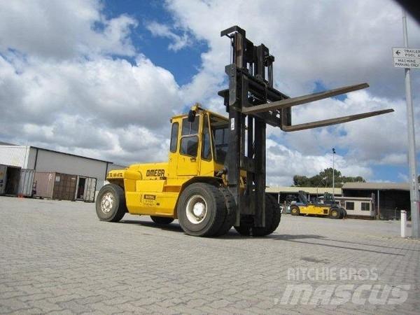 Omega Omega	16-6 Forklift trucks - others