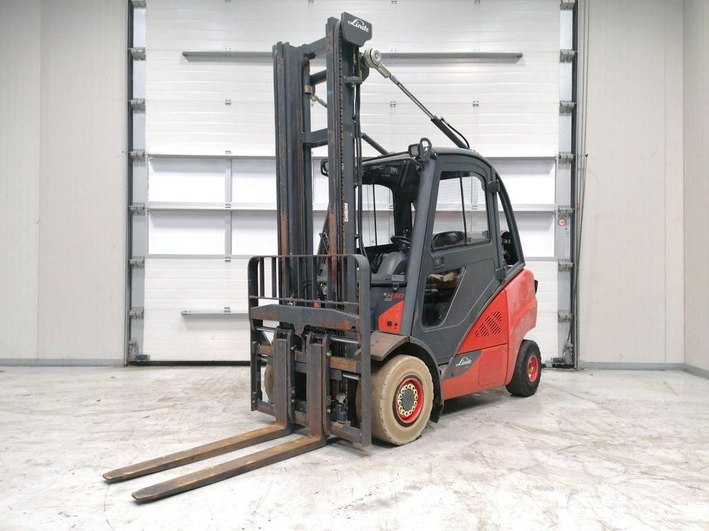 Linde H30TCNG-02 LPG trucks