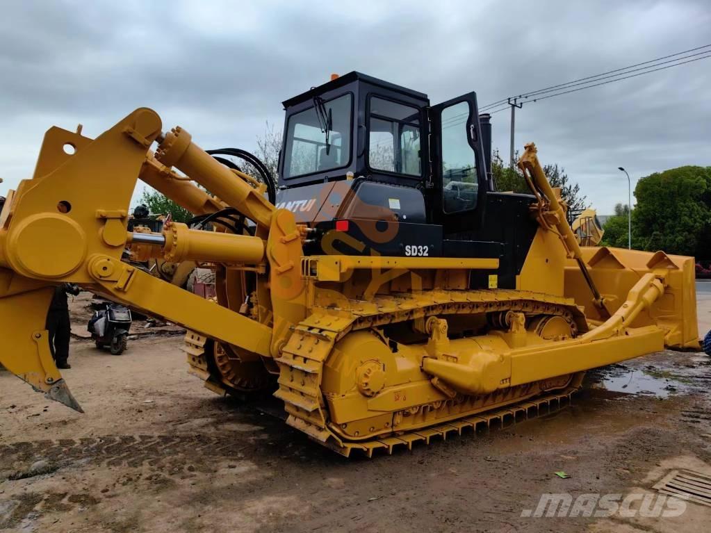 Shantui SD 32 Crawler dozers