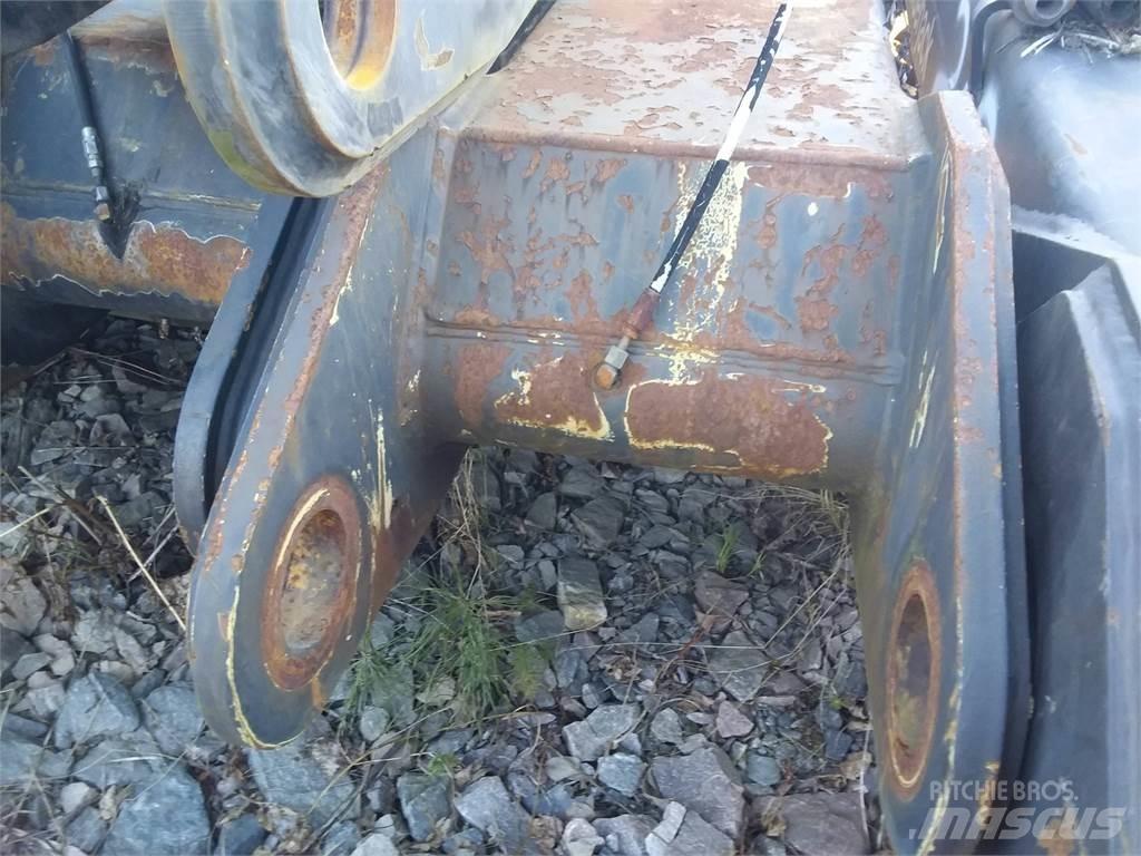 Loglift 210 Harvester cranes