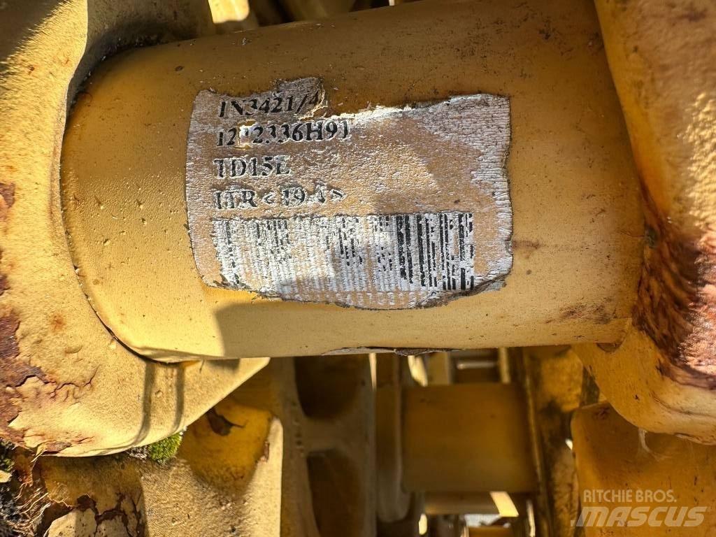 CAT TD15E Tracks, chains and undercarriage
