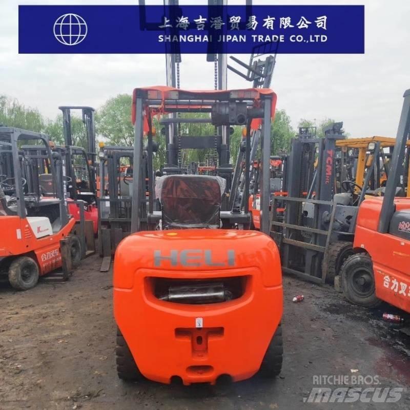 Heli H2000 30 Diesel trucks