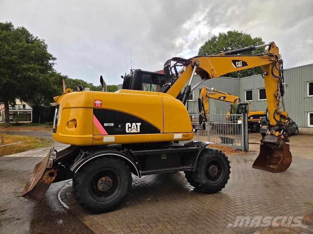 CAT M313D Wheeled excavators