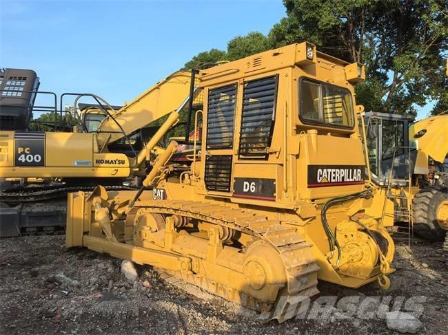 CAT D 6 D Crawler dozers