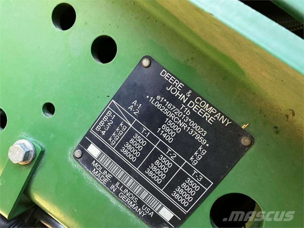 John Deere 6250R Tractors