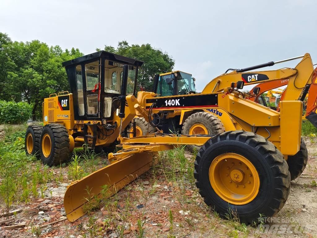 CAT 140K Graders