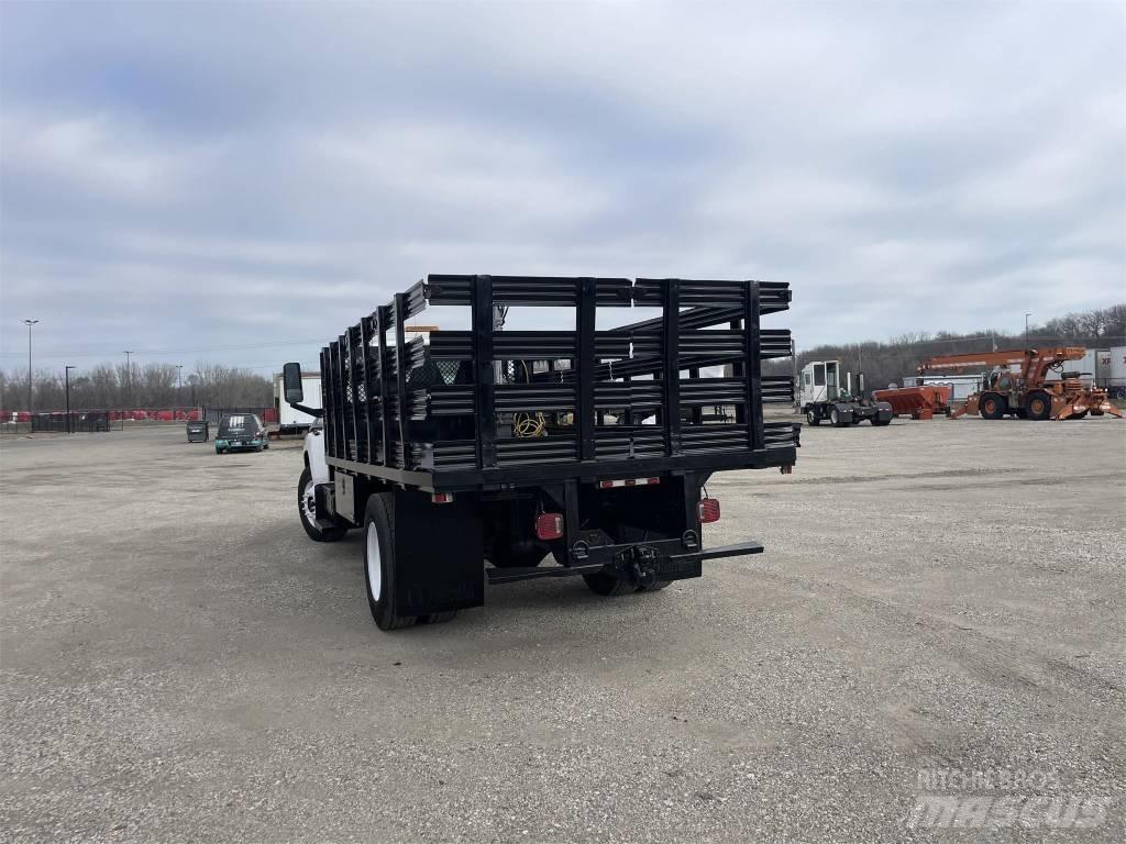 GMC T 7500 Crane trucks