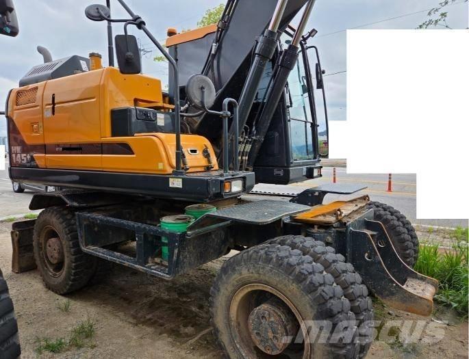 Hyundai HW 145 Wheeled excavators