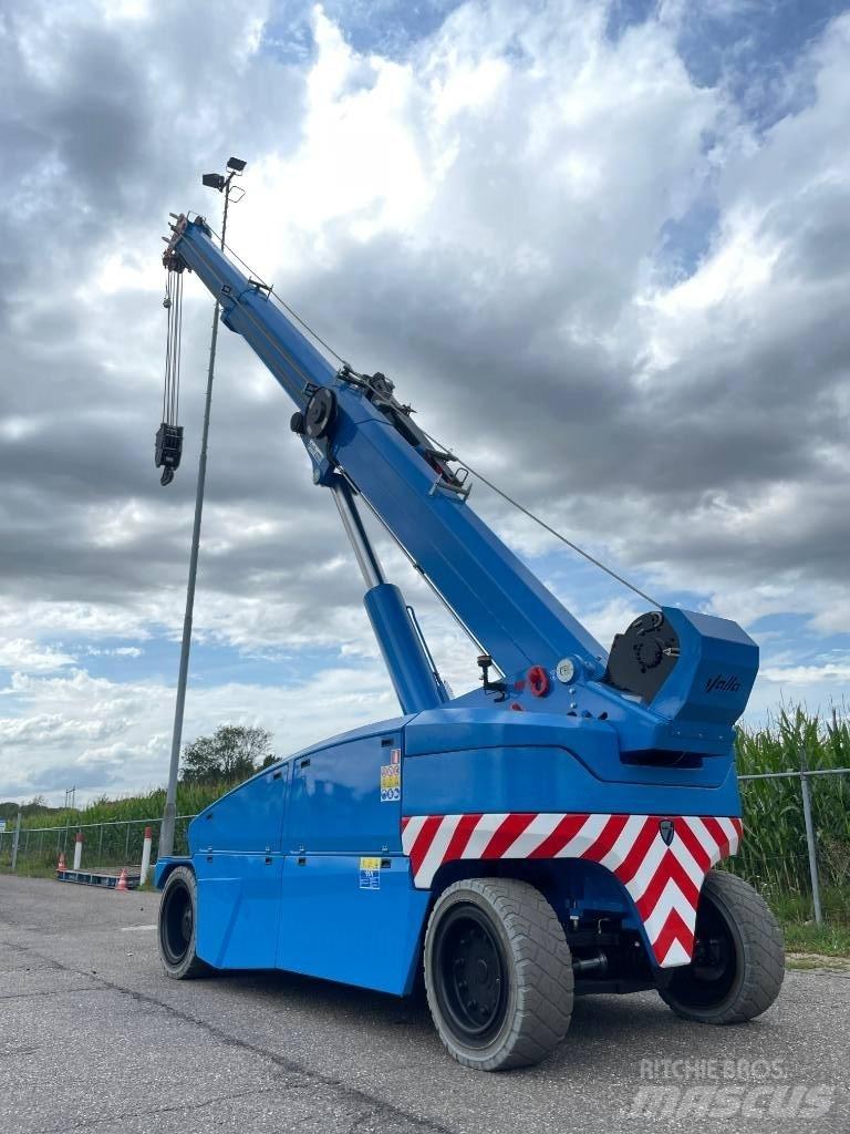 Valla V210R | 2022 Mini cranes