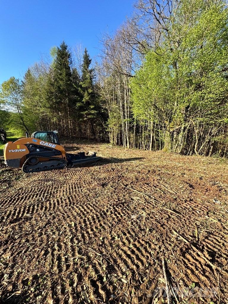 CASE TV 370 B Skid steer loaders