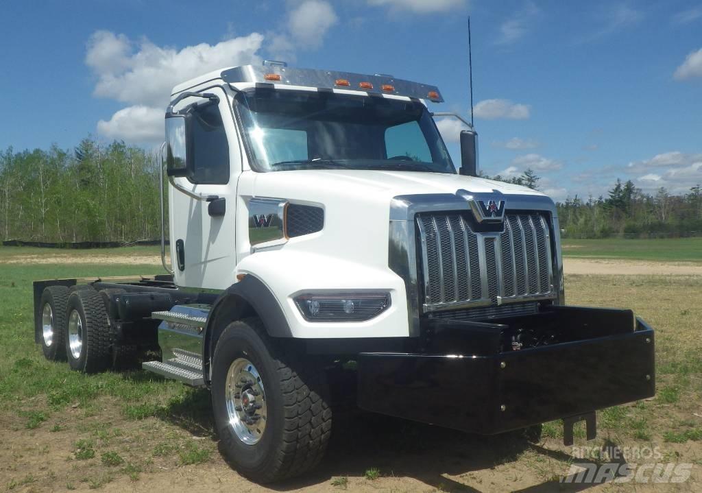 Western Star 47 X Chassis Cab trucks