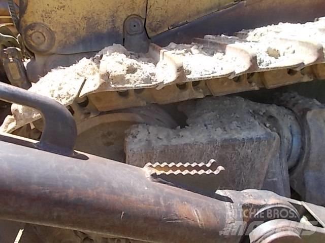 CAT D 11 N Crawler dozers