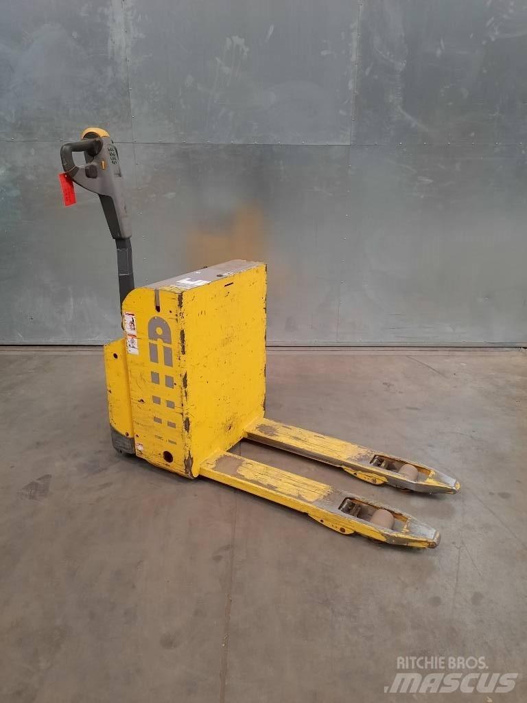 UniCarriers PLL180 Low lifter