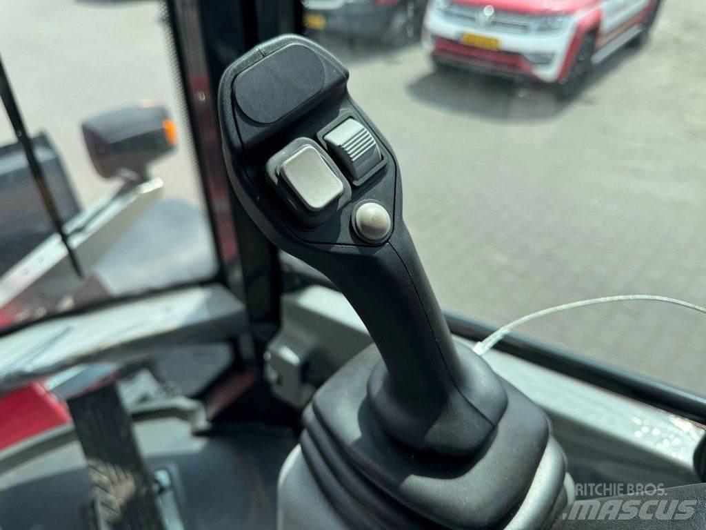 Yanmar V120 Wheel loaders