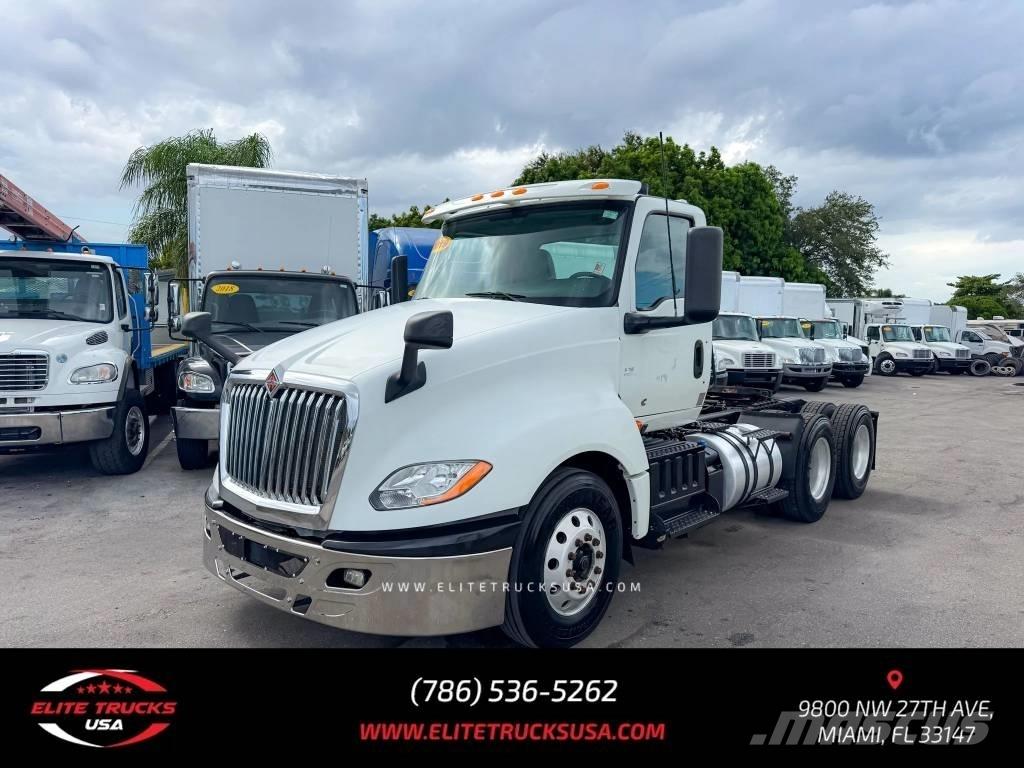 International LT Tractor Units