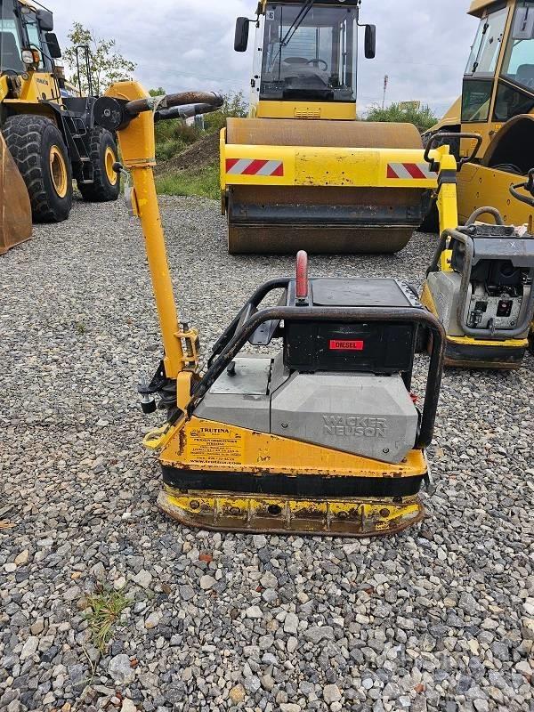Wacker DPU4045H Plate compactors