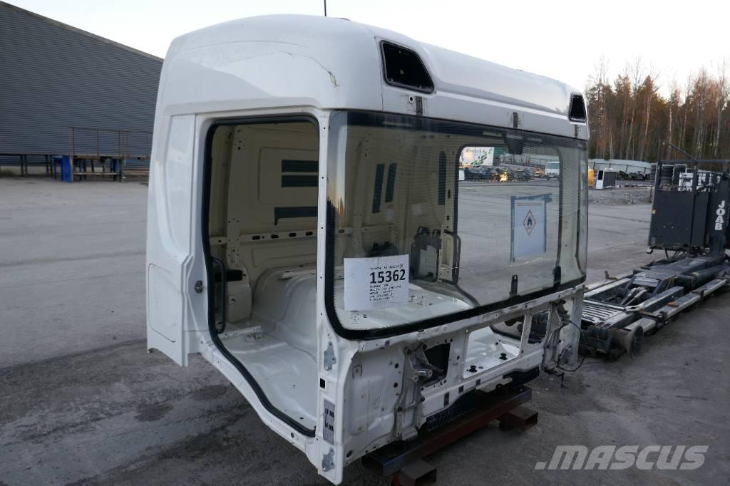 Scania P 410 Cabins and interior