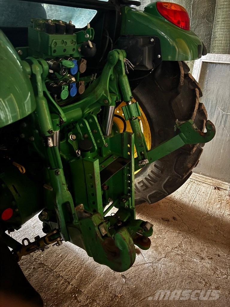 John Deere 5100 M Tractors
