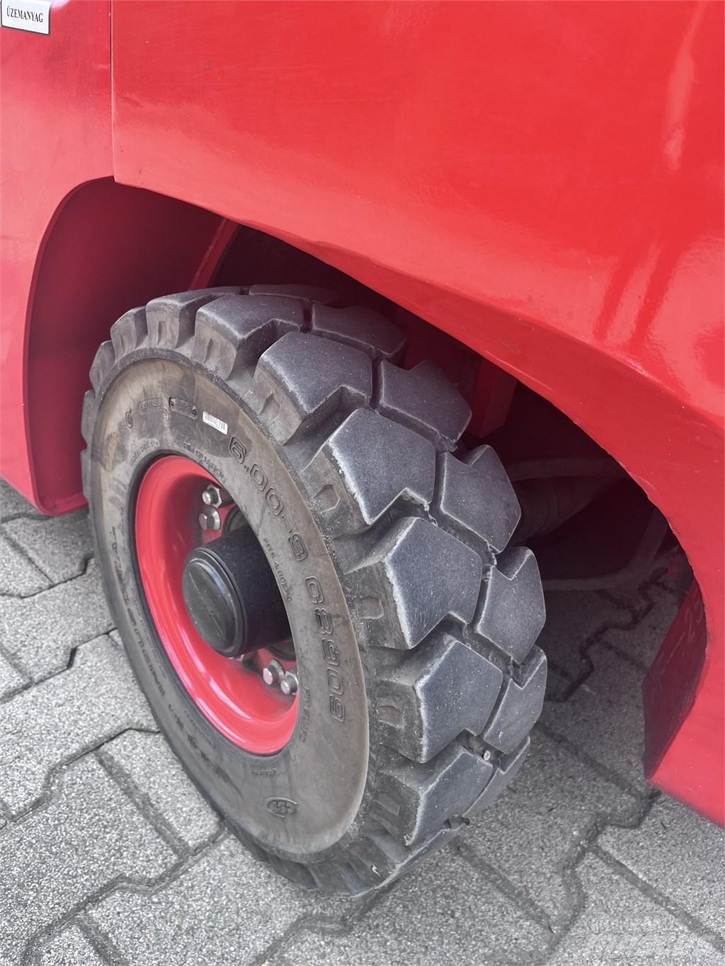 Hangcha CPCD25 Diesel trucks