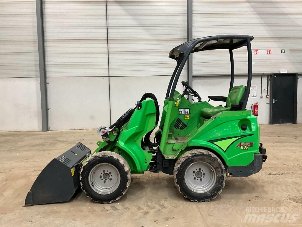 Avant R 28 Mini loaders
