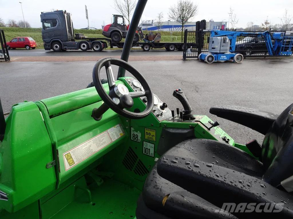 Avant 750 Mini loaders