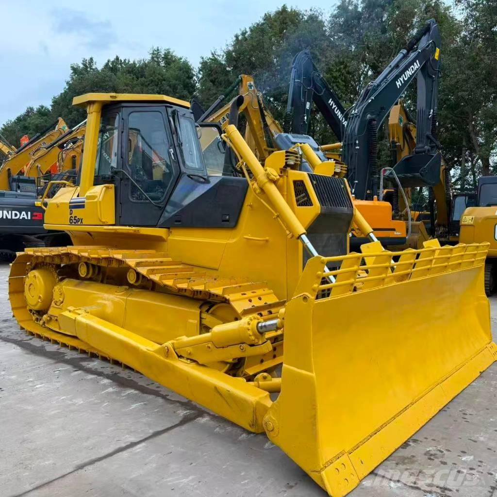 Komatsu D65PX-12E Crawler dozers