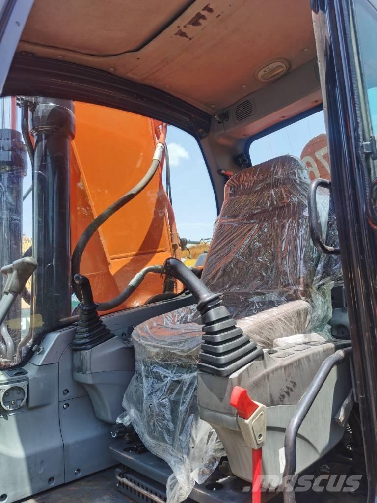 Doosan DX 225 LC Crawler excavators