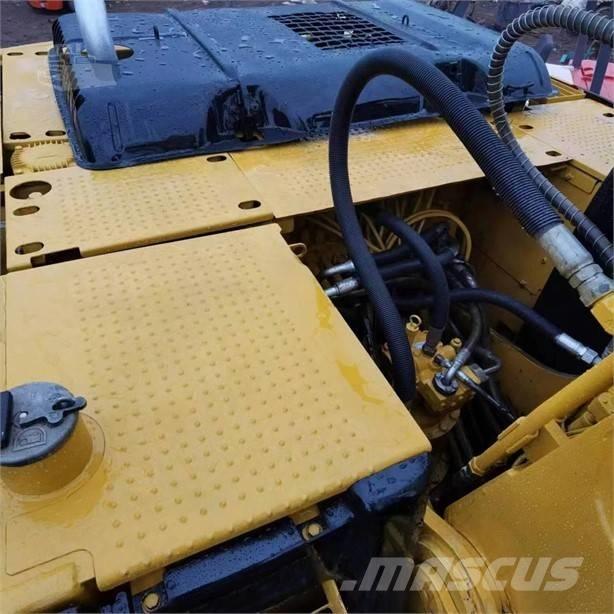 CAT 320D Crawler excavators