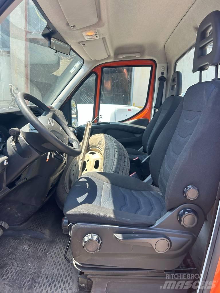 Iveco Daily 35-140 Crane trucks