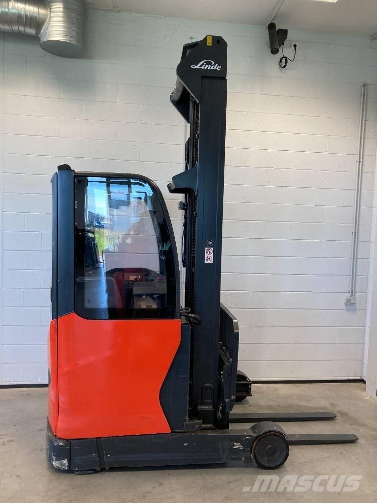 Linde R 14 Reach trucks