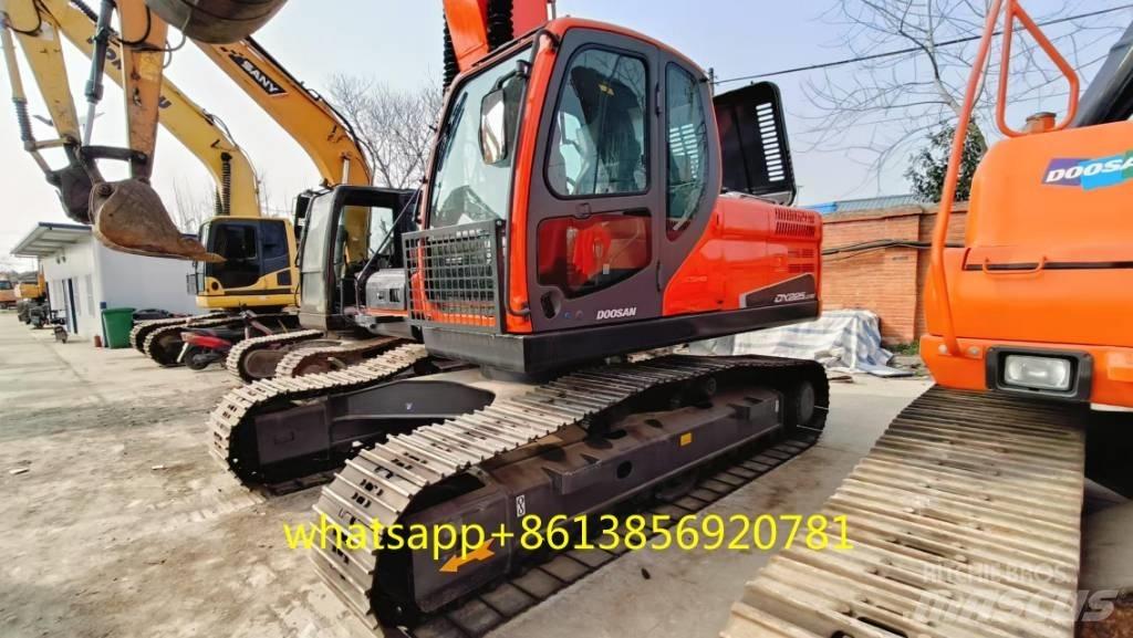 Doosan DX 225 Crawler excavators