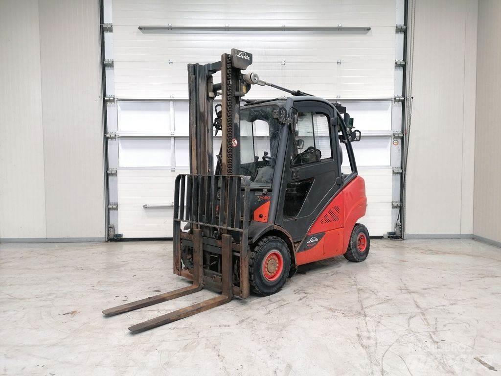 Linde H30D-02 Diesel trucks