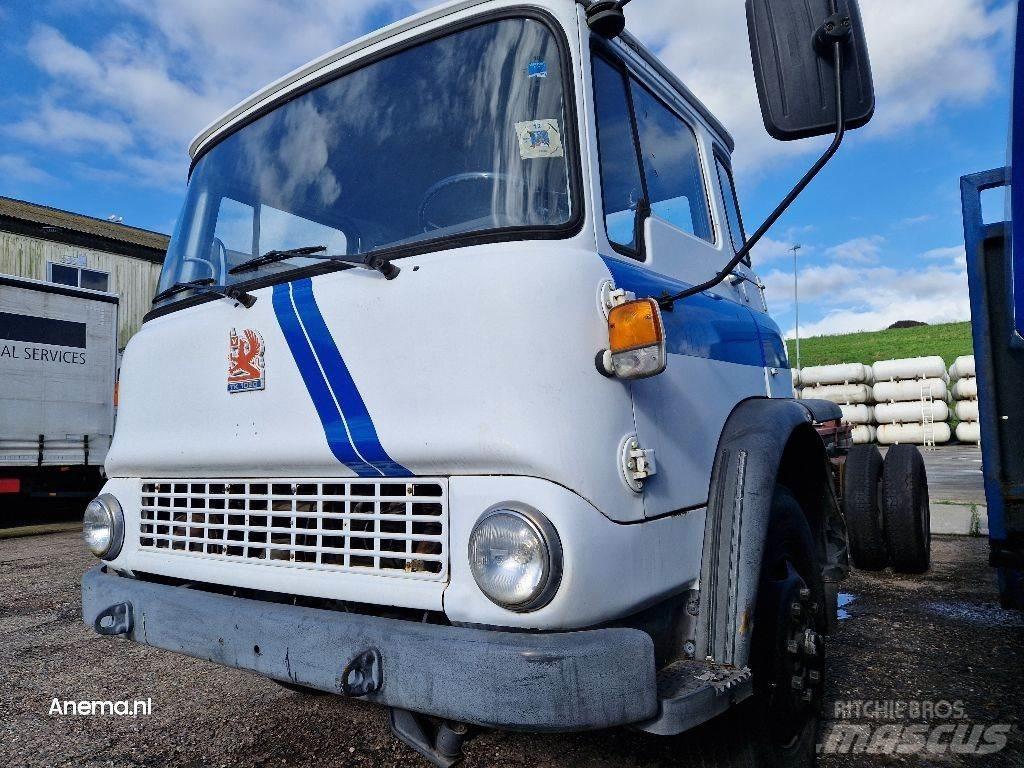 Bedford TK 1020 Tractor Units