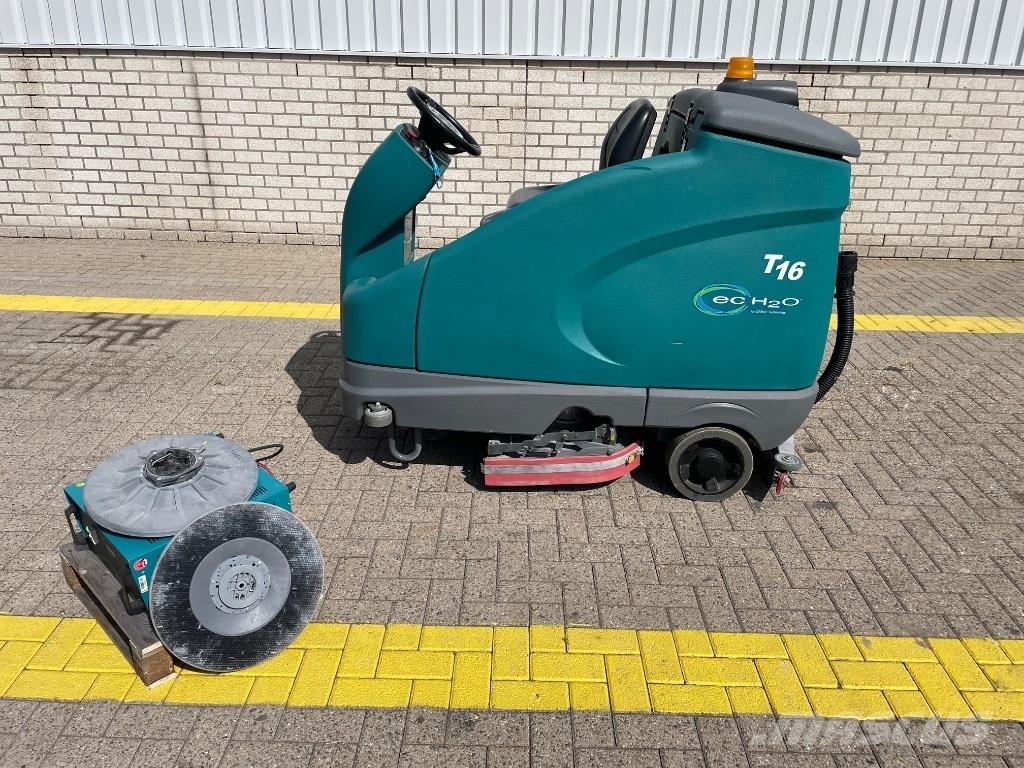 Tennant T 16 Indoor sweepers