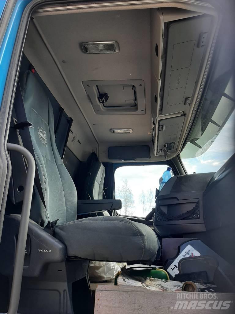 Volvo FH 13 Chassis Cab trucks