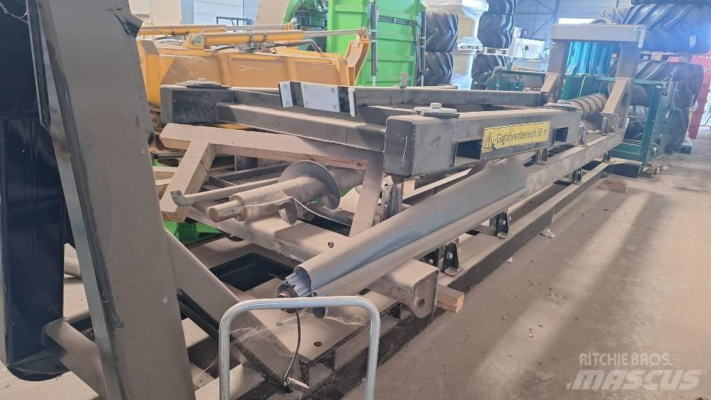  Haakarm frame Hencon Demountable semi-trailers