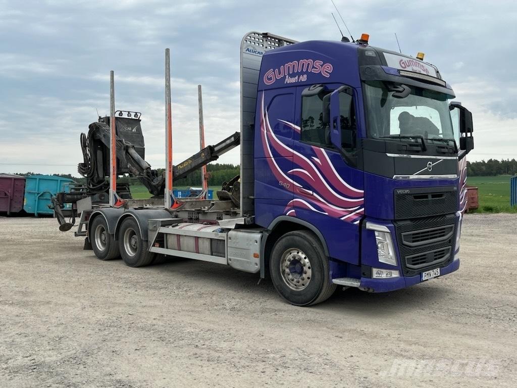 Volvo FH 550 Timber trucks