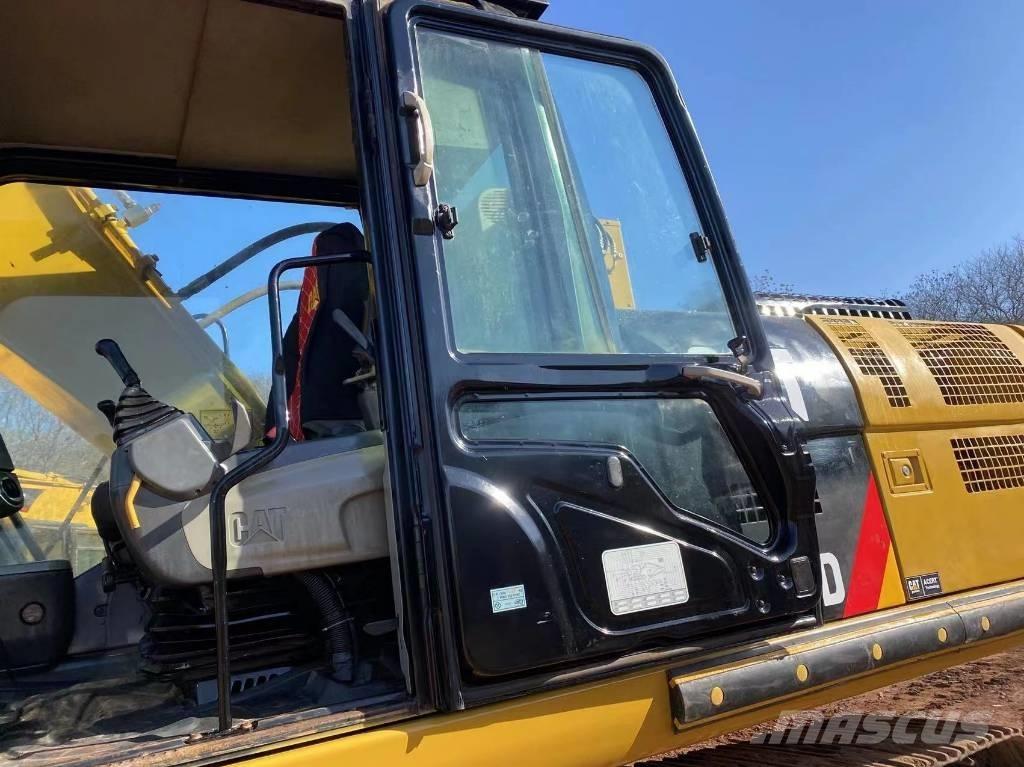 CAT 325D Crawler excavators