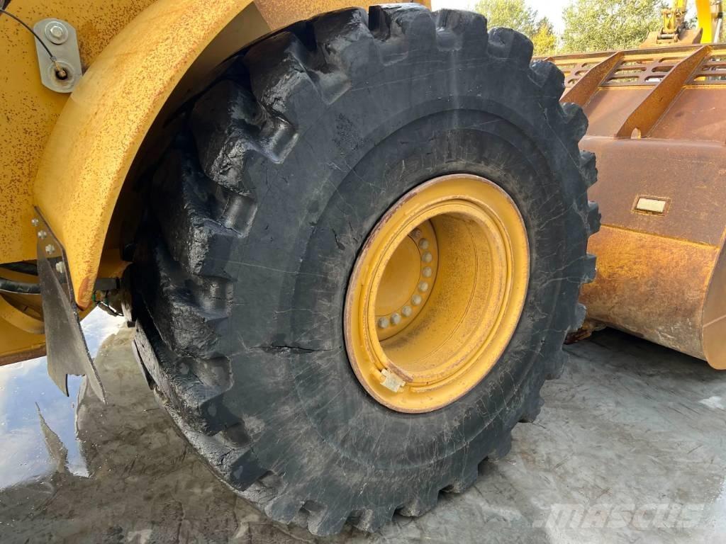 CAT 966K Wheel loaders